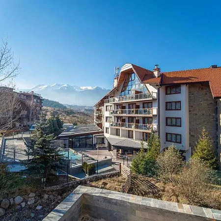 Apartman Bright Studio With Mountain View And Fireplace Banszko