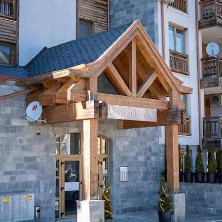 Bright Studio With Mountain View And Fireplace Apartman